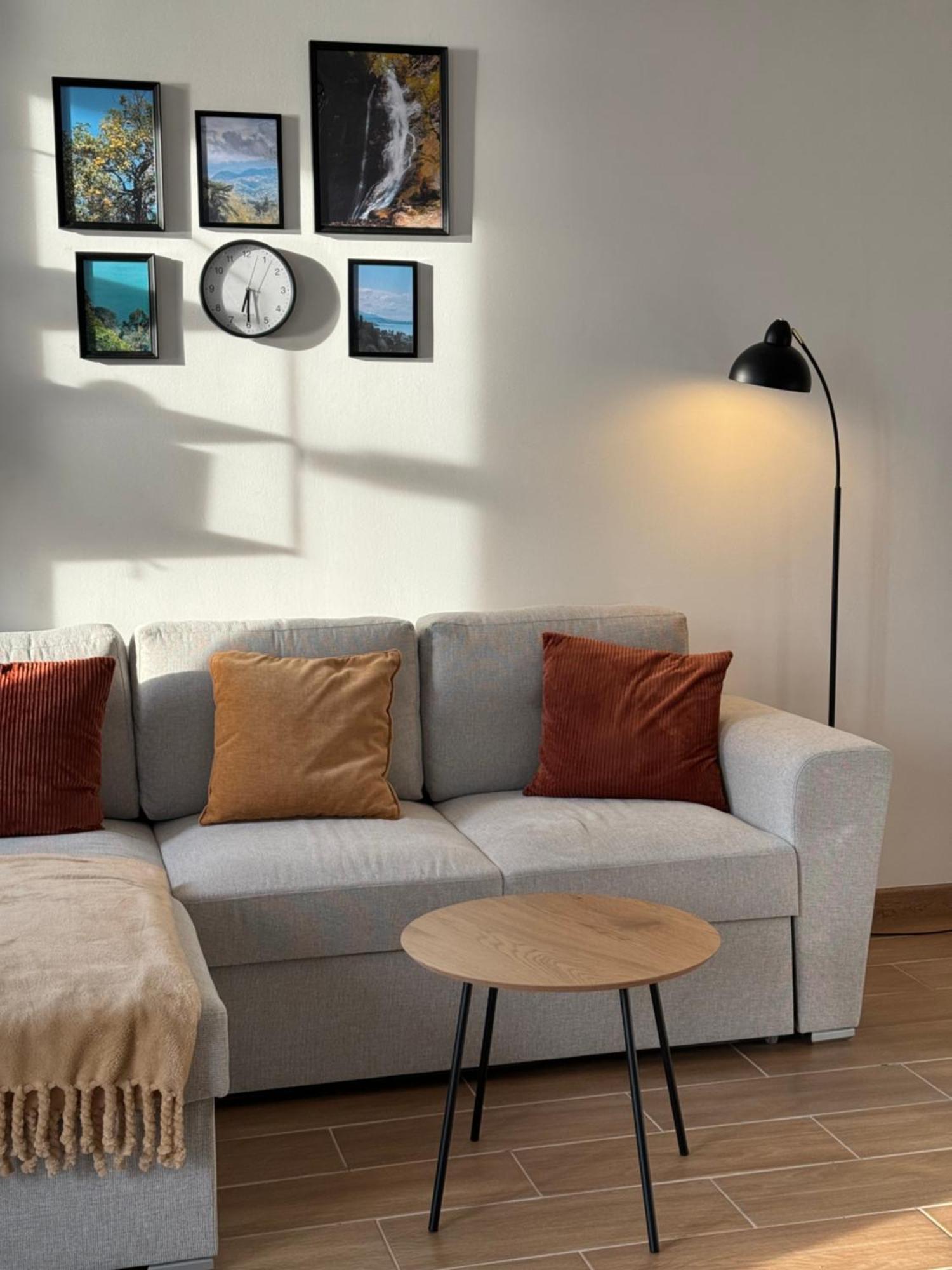 Apartment New With Sea View *