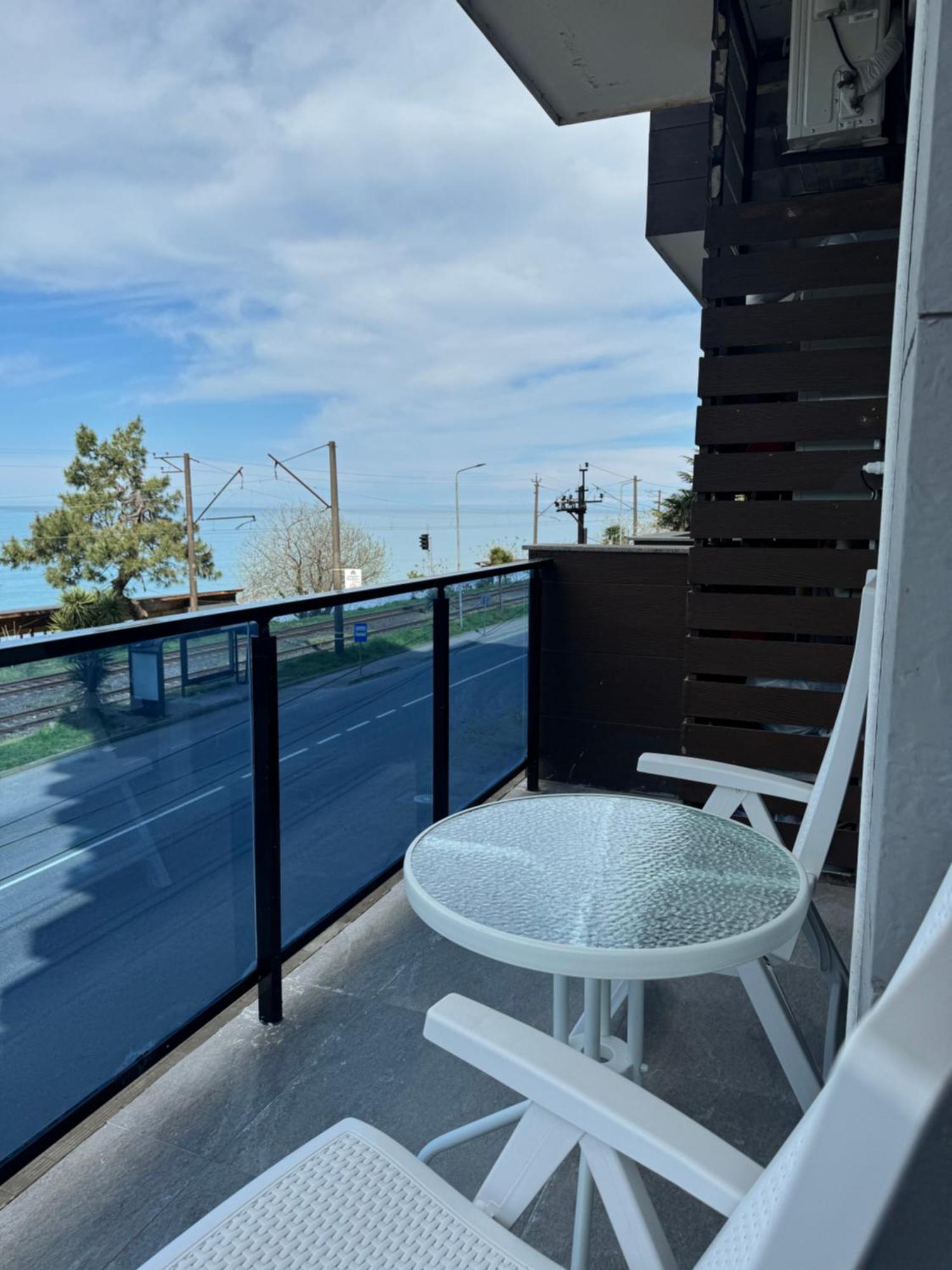 Apartment New With Sea View *